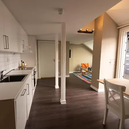 شقة Floor - View & Balcony In Center أوسلو