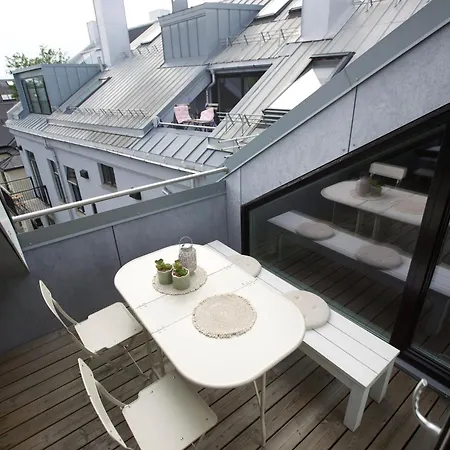 Floor - View & Balcony In Center * Oslo